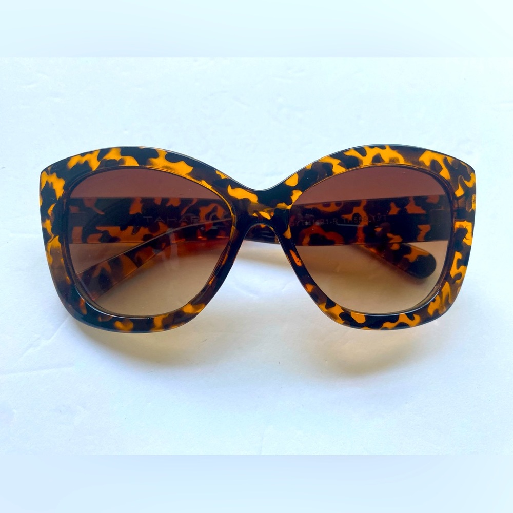 TAHARI by Elie Tahari Sunglasses Model GYTH1213-R TH558 Tortoise